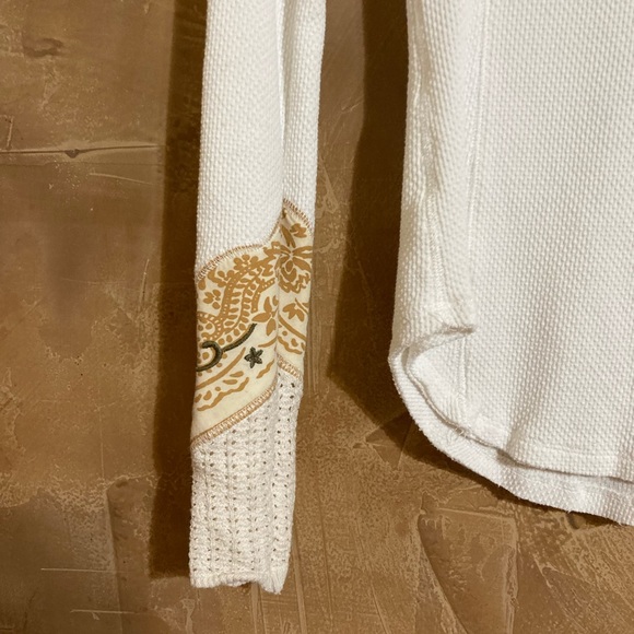 FP top - Picture 3 of 4